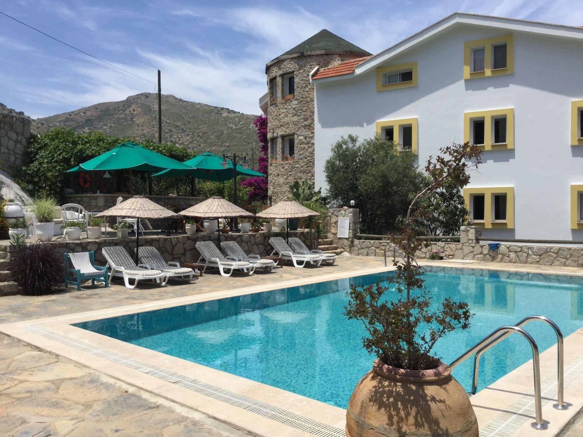 Hotel Villa Tokur Datça Buitenkant foto